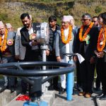 संस्थान पुगेर लेकसाइडका पर्यटन व्यवसायीले भने -'खानेपानी त दिनुस् !' File pictures (2)