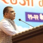उद्धव भण्डारीले श्रीषाको नग्न फोटो खिचेर 'ब्ल्याकमेल' गरिरहेका थिए - विमसु 707421120_10164686250922744_1492591207328861368_n